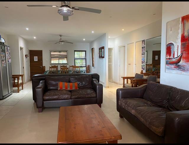 4 BEDROOM SECTIONAL TITLE SOLD IN SHELLY BEACH